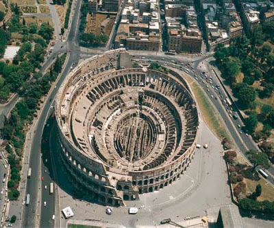 Colosseumul de la Roma, o mulțime de fotografii și videoclipuri minunate