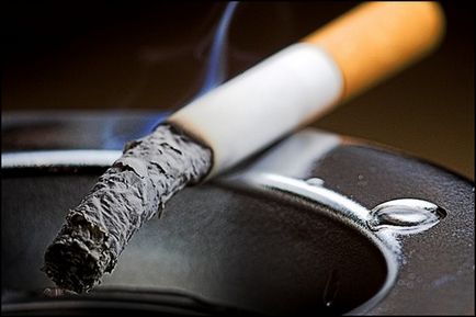 A dohányzás és a visszeres jellemzői befolyásolják a káros szokások