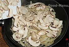 Куряча печінка з грибами - рецепт з покроковими фото