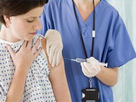 Tratamentul infecției herpetice cronice cu vaccinuri pe bază de celule dendritice induse de IFN