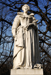 Люксембурзький сад - історія, скульптури і пам'ятники, люксембургрскій палац і музей Хемінгуея