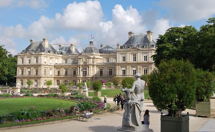 Люксембурзький сад в Парижі