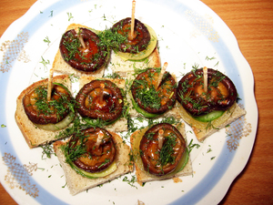 Marinate ciuperci Shiitake