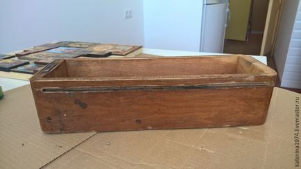 Am fabricat din cutia veche de la mașină de cusut o cutie pentru stocarea ceasului - târgul maestrilor - manual