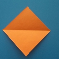Moduláris origami „nárcisz”