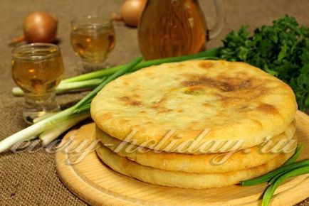 Placinta osetiană cu brânză și cartofi, rețetă