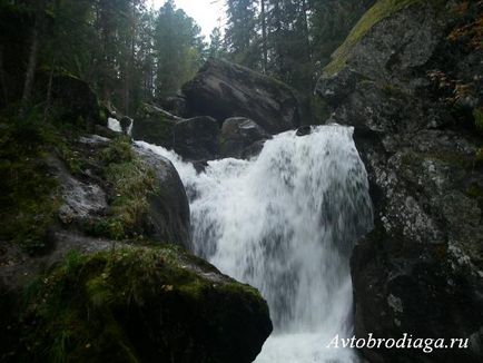 Cvartetul platoului, cascada gigalan, caravana