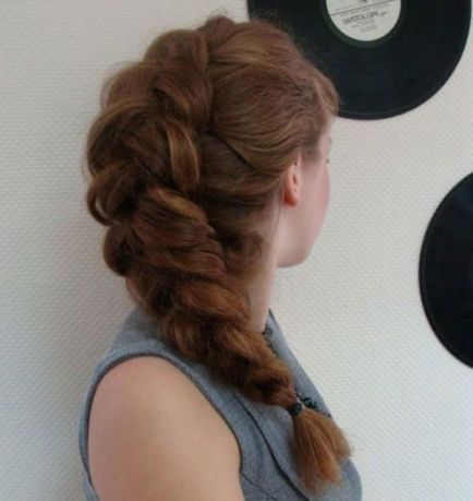 Плетіння французької коси покрокова інструкція