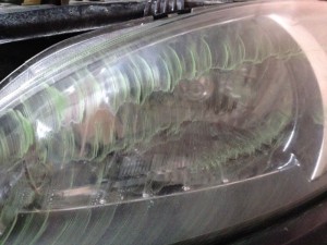 Polírozás autó üveg fényszórók saját kezűleg
