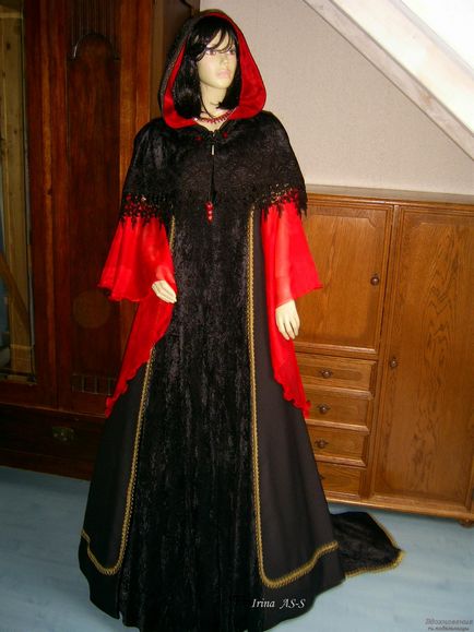 Pseudo gotic rochii