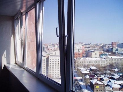 Розсувні балконні вікна алюмінієві і пластикові