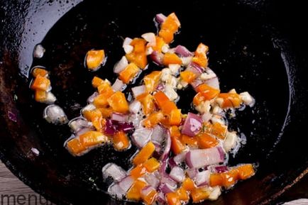 Recept rizs tintahal és a tojás (tojás) Recept rizs tintahal és a tojás