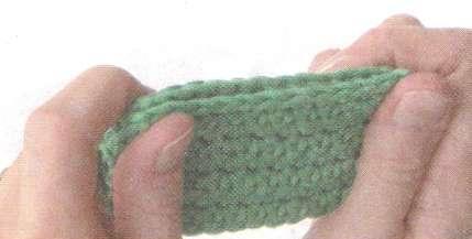 Asamblarea detaliilor tricotate cu ajutorul unui cârlig, tricotat și croșetat