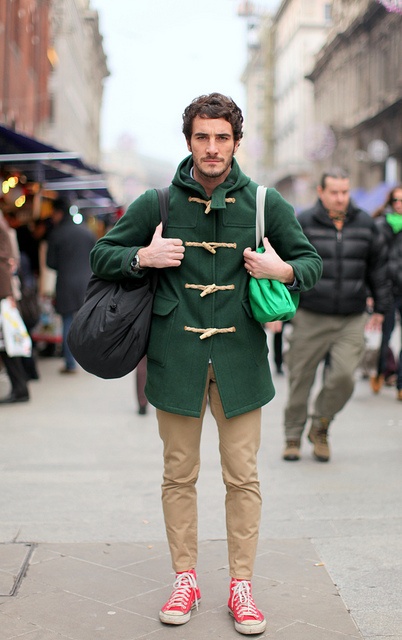 З чим носити пальто чоловікові стильні образи на міжсезоння