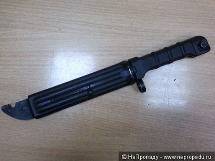 Super arme ale armatei ruse, cuțit bayonet militar acm (6x5)