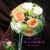 Весільні букети нареченої з доставкою в Мітіно, оформлення весілля квітами від