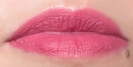 Такий різний нюд помади bourjois rouge edition 12h - 31, rimmel - the only 1 - 700 naughty nude