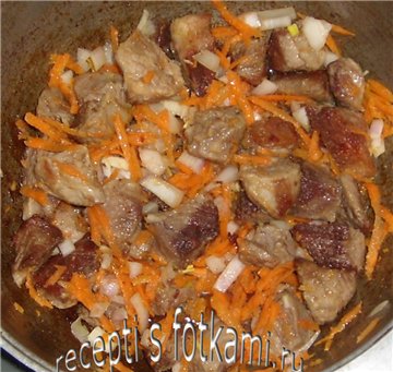 Párolt káposztával hússal - egy lépésről lépésre recept fotók (recept) Párolt káposzta hússal - lépésről lépésre recept fotók