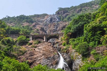 Vízesés Dudhsagar (Dudhsagar) Dudhsagar Falls