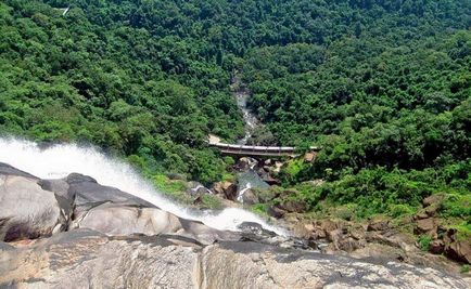 Cascada Dudhsagar pe Goa, unde este și cum să ajungi acolo