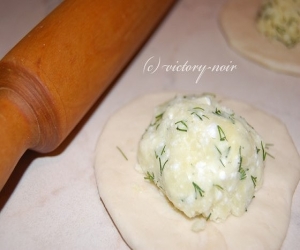 Khychin cu brânză și verdeață