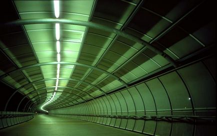 5 Cele mai neobișnuite tuneluri subacvatice ale lumii