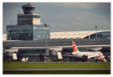 Aeroportul Ruzyne din Praga cum ajungem în centrul orașului, tabloul de bord online, magazinele duty free în România