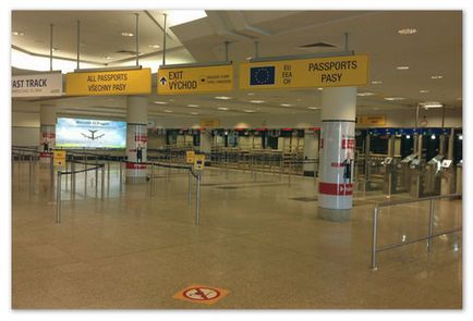 Aeroportul Ruzyne din Praga cum ajungem în centrul orașului, tabloul de bord online, magazinele duty free în România