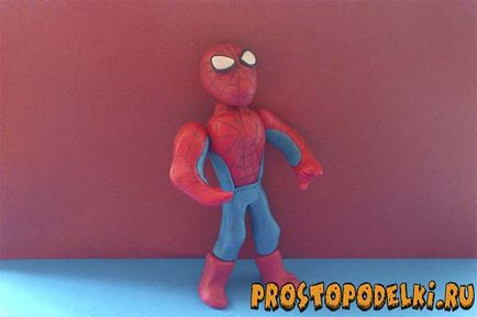 Spiderman din plasticină, doar meșteșuguri