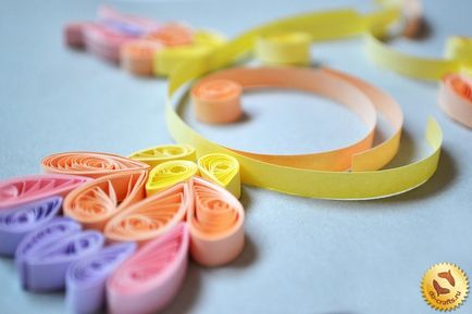 Comandă de flori quilling master clasa cu mâinile proprii cu fotografie