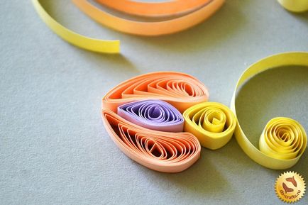 Comandă de flori quilling master clasa cu mâinile proprii cu fotografie