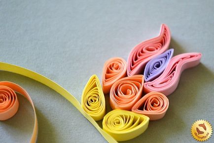 Comandă de flori quilling master clasa cu mâinile proprii cu fotografie