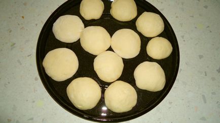 Дріжджові булочки з кунжутом в духовці - як зробити булочки з кунжутом в домашніх умовах,