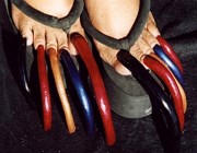 Фото найдовших нігтів у світі на руках і ногах