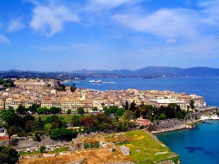 Unde este cel mai bun loc pentru a vă odihni în Corfu sau Zakynthos în Grecia