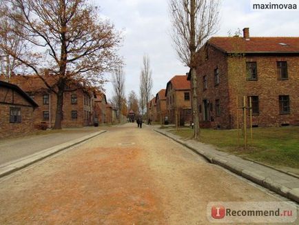 Muzeul de Stat Auschwitz-Birkenau, Auschwitz este 