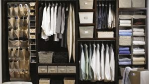 Cum de a pune lucrurile în ordine în dulap cu haine, organizarea de spațiu în piedestal, fotografii, video