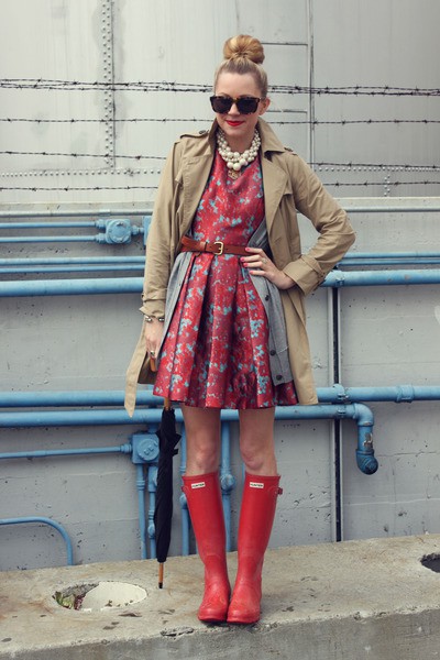 Як одягаються дівчата в лондоні Новомосковськ про стиль туманного альбіону в нашій рубриці стиль навколо