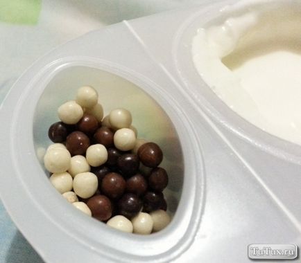 Як відкривати йогурт з кульками
