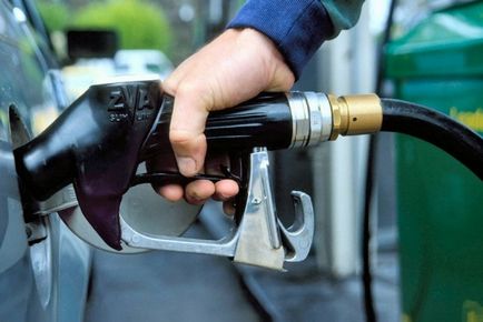 Ce fel de benzină poate fi turnată într-o subvenție 92 sau 95?