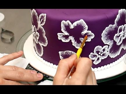 Як малювати квіти на торта