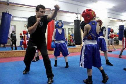 Cum de a alege un antrenor de box, club de box Alexandr de îngheț de formare în box în