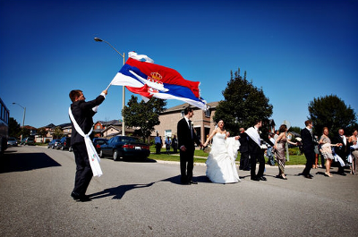 Cum să se căsătorească cu un sârb