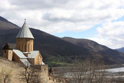 Kazbegi - ghid gratuit pentru călătorii