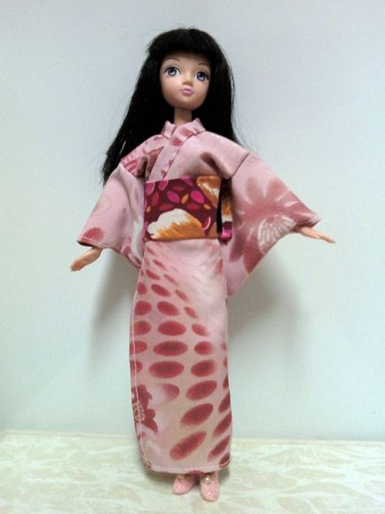 Kimono pentru păpuși