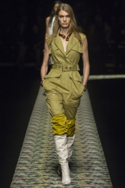 Jumpsuit nyári és nem csak - egy másik trend 2013-ban (trend) Jumpsuit nyári és nem csak - egy másik trend 2013-ban