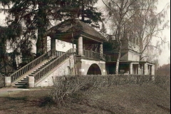 Pavilionul Krasnodolinny, clubul creativ-regional al lorelor din satul Tarlevo