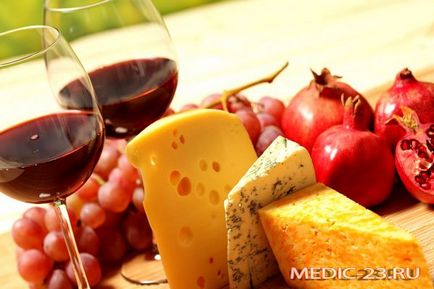 Beneficiile vinului roșu uscat și rău, influența asupra corpului uman