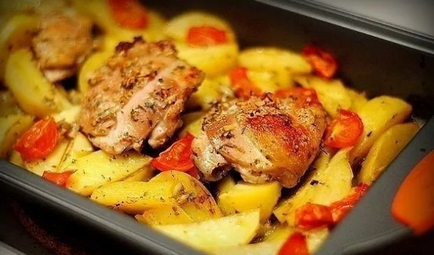 Csirke sült burgonyával a sütőben 5 receptek ízletes ételek