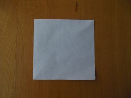 Kurochka »hârtie pliabilă, folosind metoda origami